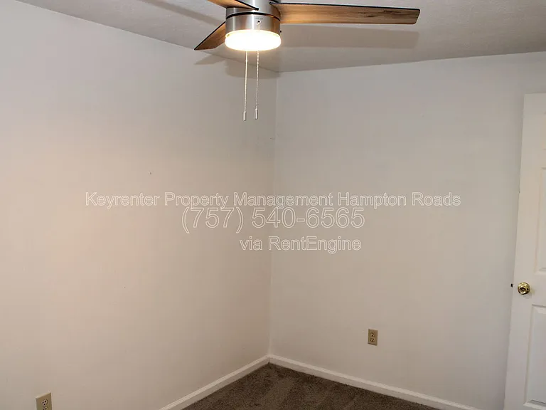 44 Lucinda Ct — Photo 24