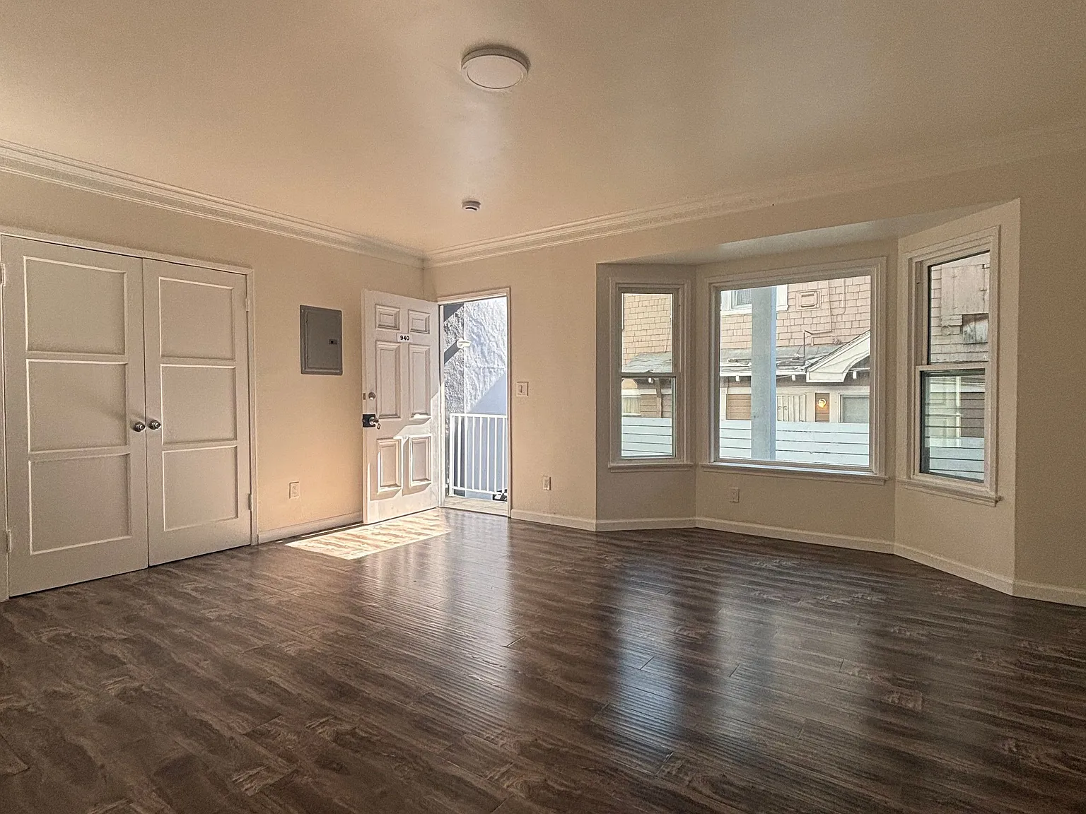 1 bed, 1.0 bath, $1,895 — Photo 2