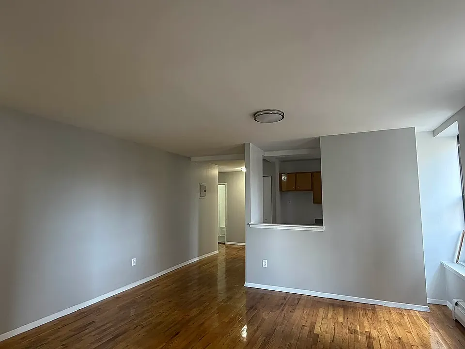 1187 Anderson Ave #3E