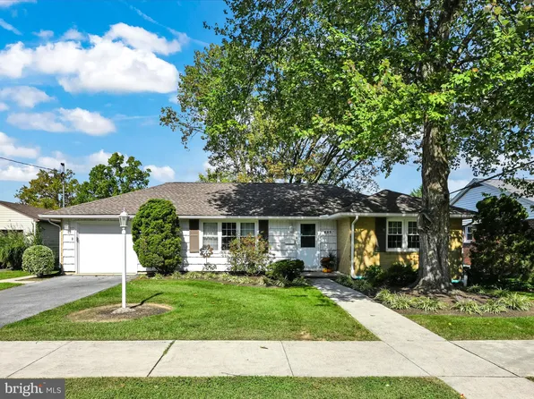 635 E Birch St, Palmyra, PA 17078