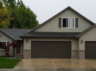 3134 E Mackay Dr, Meridian, ID 83642