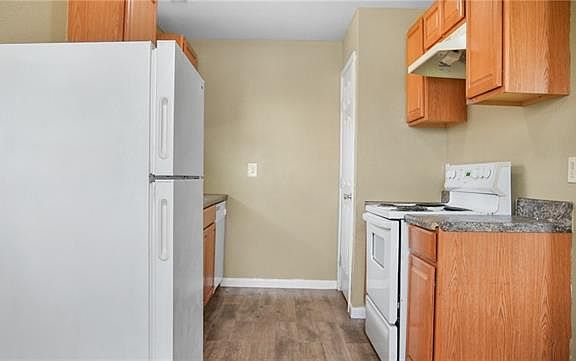 5th image of 3120 Law St