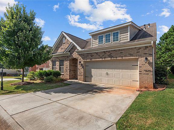 2nd image of 129 Golden Eagle Ln