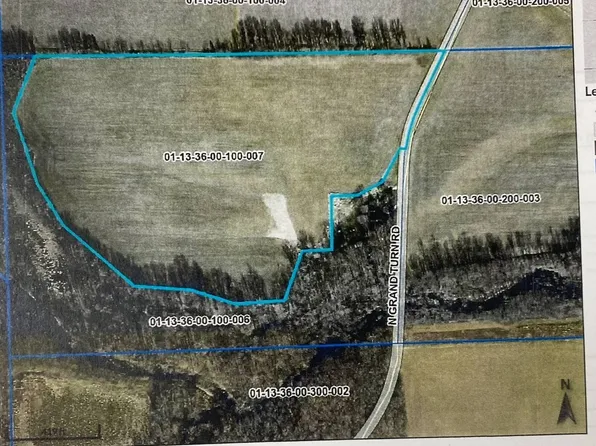 S 500th Grand Turn, Marshall, IL 62441