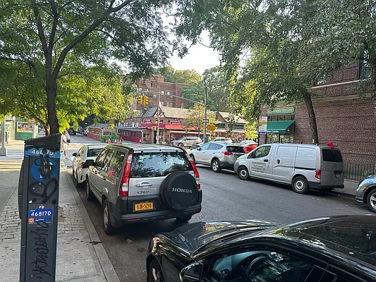 Rented by 18 REALTY | media 24