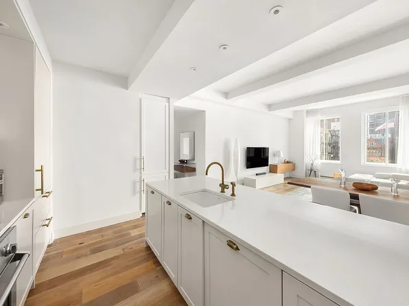 93 Worth St Suite 506, New York, NY 10013