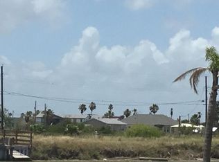 119 Lakeview Rd, Rockport, TX 78382