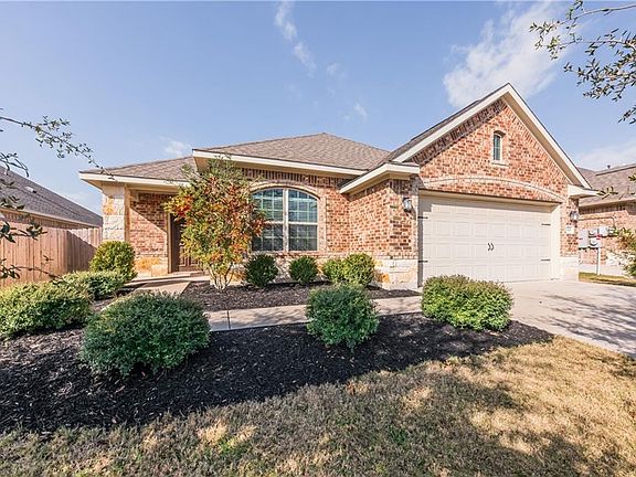 5th image of 8242 Arezzo Dr