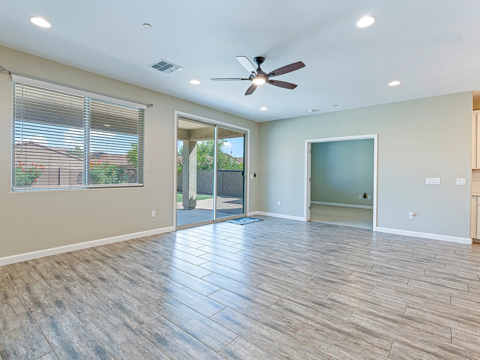 14241 East Hub Drive — Photo 4