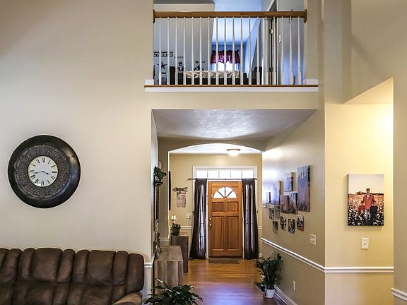 5th image of 161 Gold Creek Dr