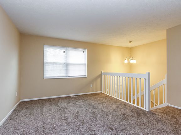 2nd image of 3255 N Mohave Ln