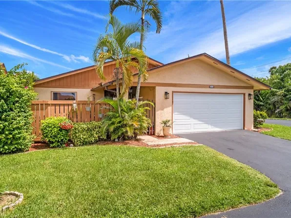 6484 Royal Woods DR, FORT MYERS, FL 33908