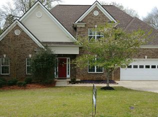 4817 Streamside Dr, Flowery Branch, GA 30542