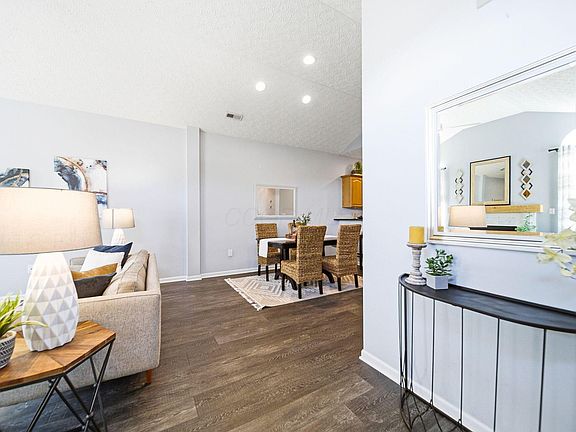 4th image of 1393 Cascade Dr #19