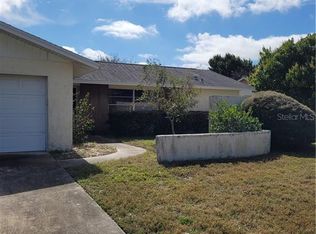 13454 Hacienda Dr, Largo, FL 33774