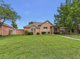 6908 Columbia Ln, Amarillo, TX 79109