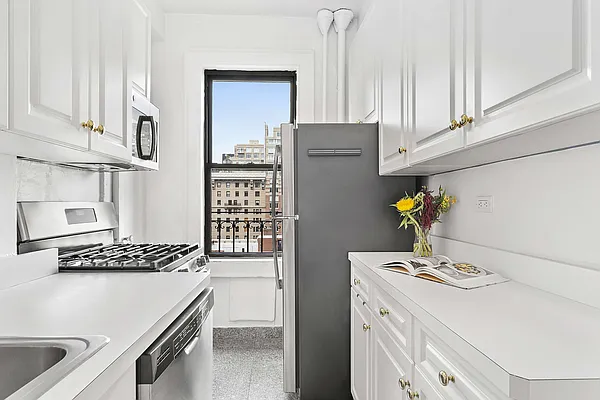 Rented by Compass | media 17