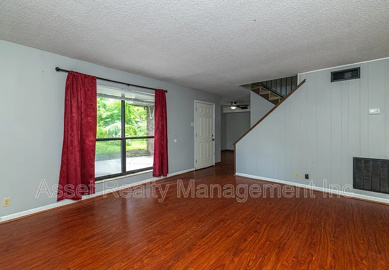 9124 Woodpark Ln NW #D — Photo 9