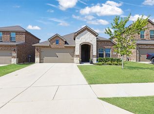 3257 Trails End Rd, Aubrey, TX 76227