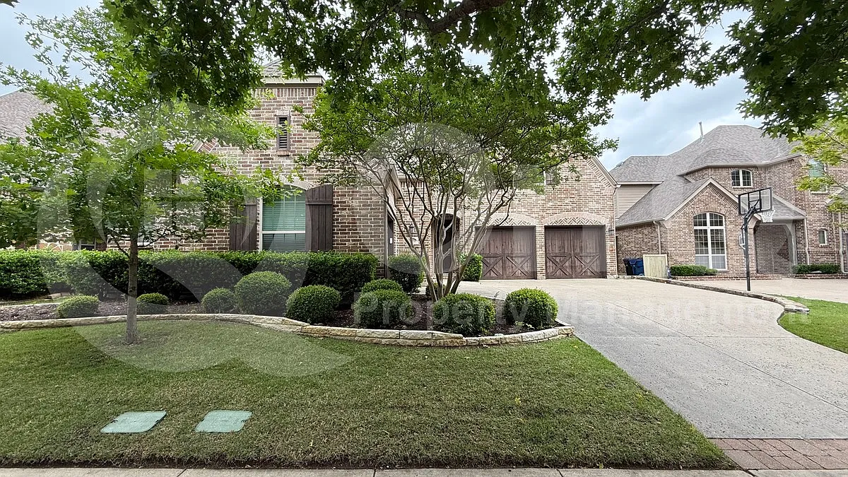 Building Photo - 14886 Foxbriar Ln