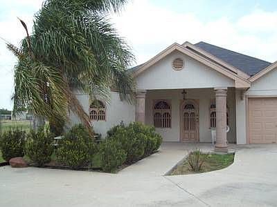 1st image of 801 Los Cerritos Cir