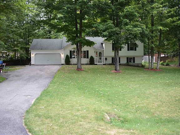 3rd image of 8450 Bent Pine Dr #62