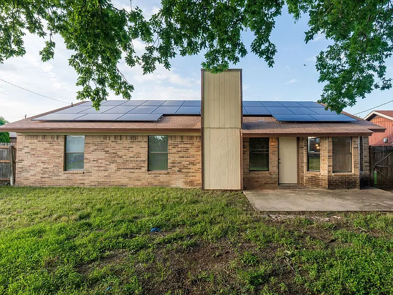 414 Baumann Dr — Photo 15