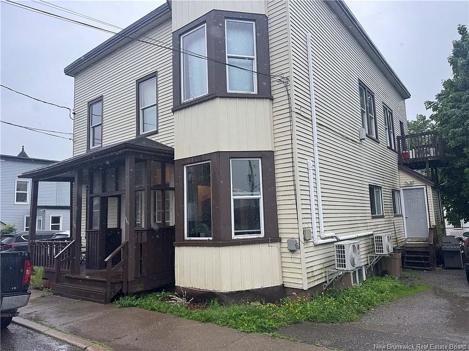 1st image of 466 Olive St #464