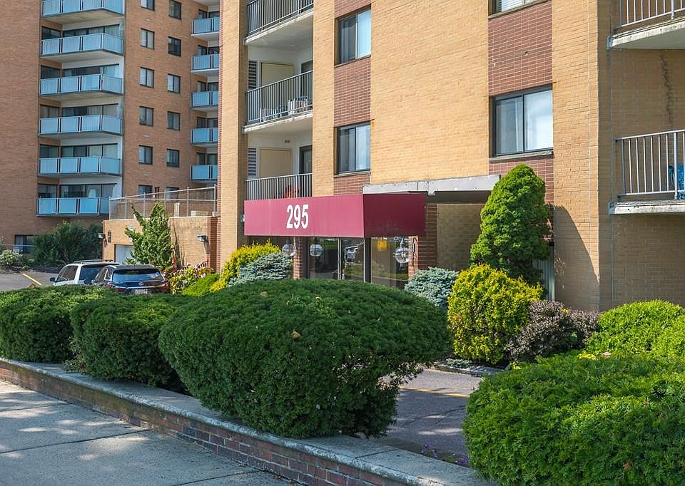 1st image of 295 Lynn Shore Dr APT 606