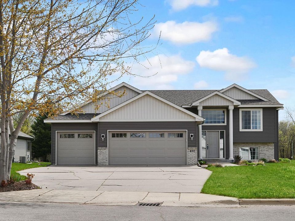 1st image of 420 21st Ave N