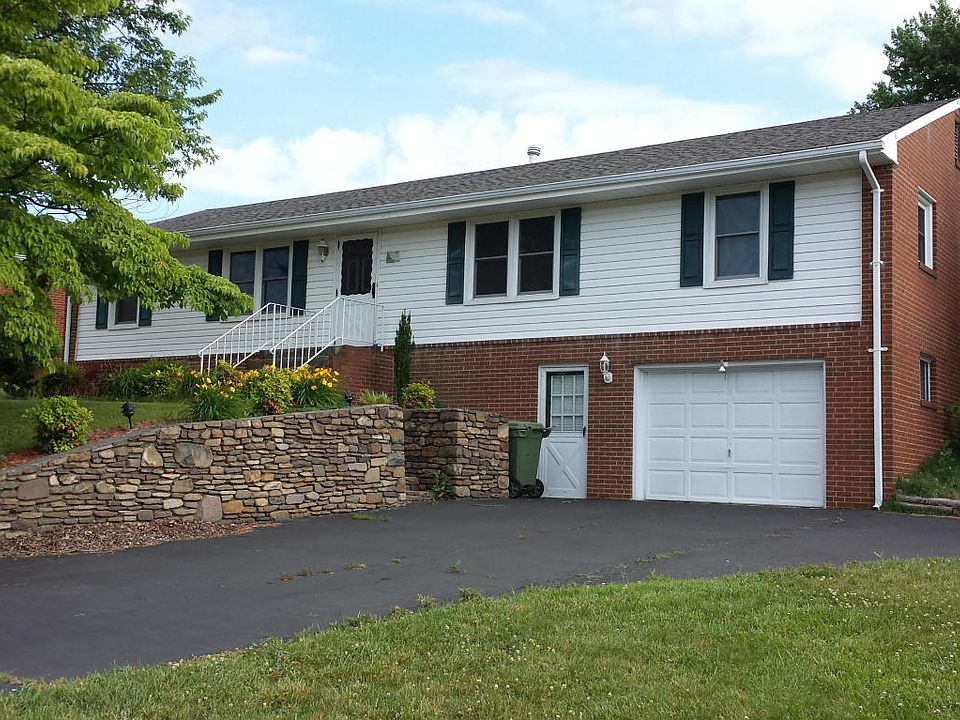 1st image of 610 Bonnie Ln