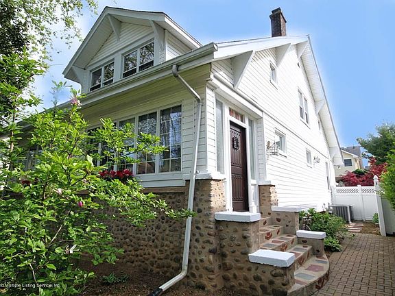4th image of 56 Fremont Ave