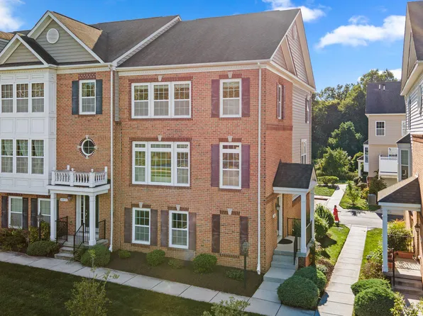 8869 Purple Iris Ln #29, Elkridge, MD 21075