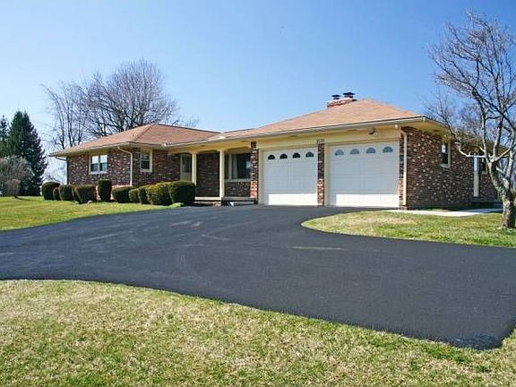 Two-Car Garage, Paved Dri