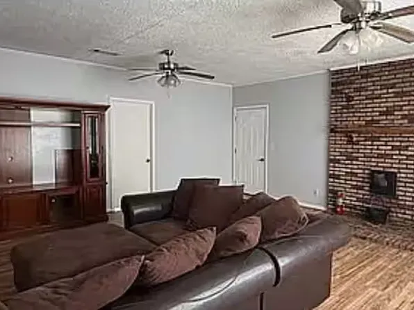 620 N Wentz St, Montgomery City, MO 63361