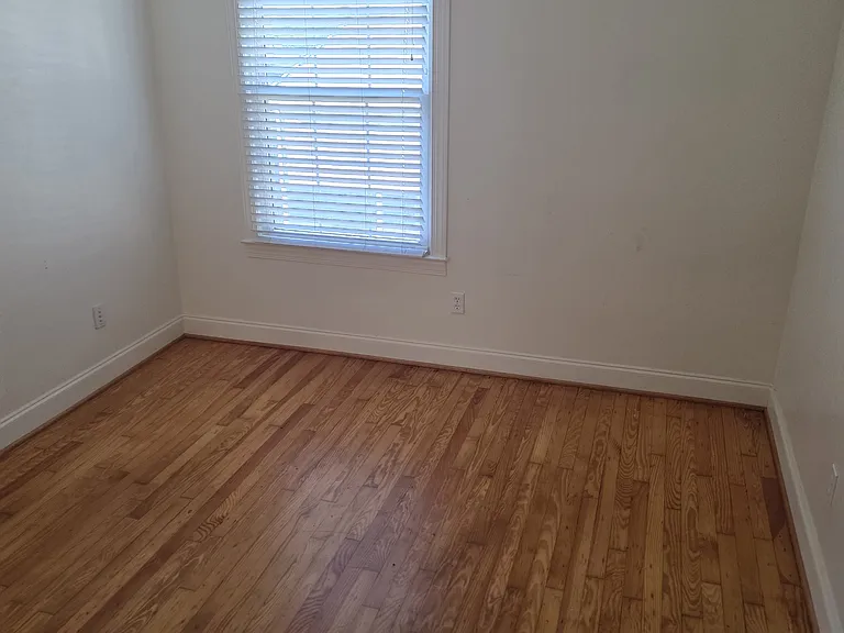 809 Cone Ave — Photo 8