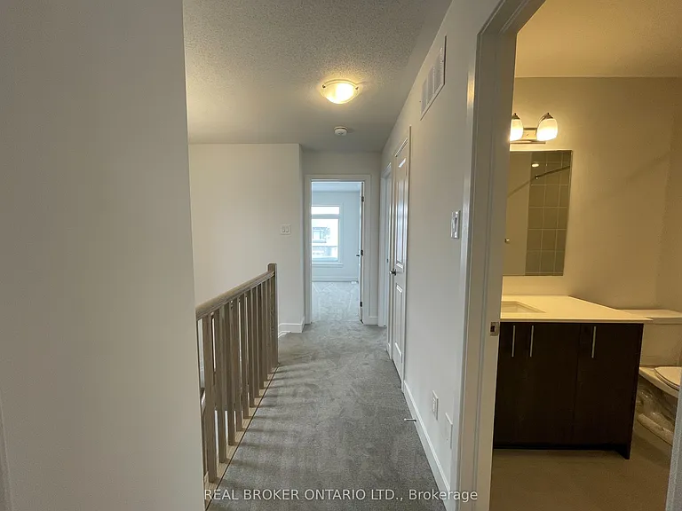 882 Solarium Ave — Photo 23
