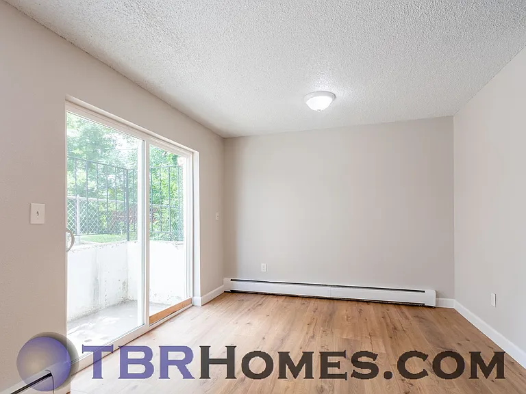 8656 W 62nd Pl — Photo 10