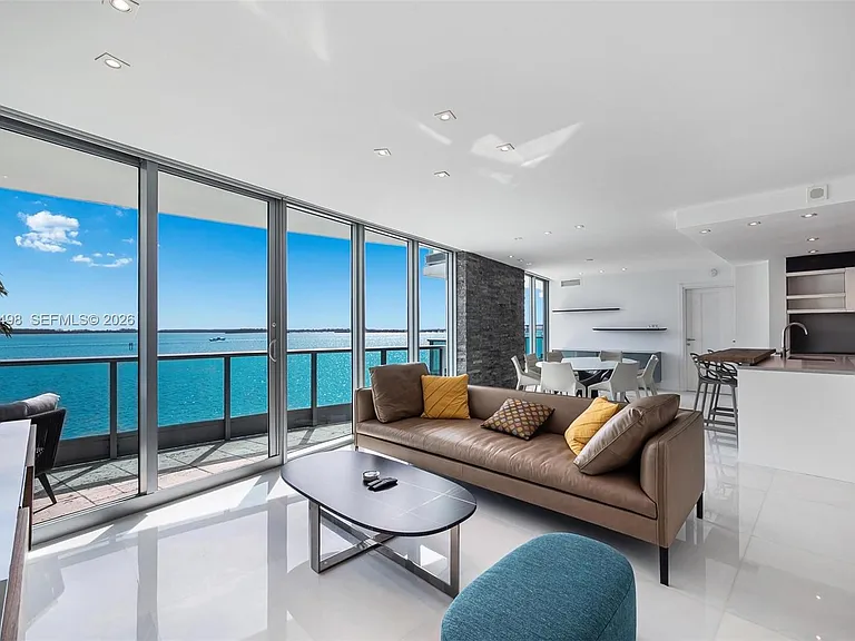 1331 Brickell Bay Dr #33 — Photo 2