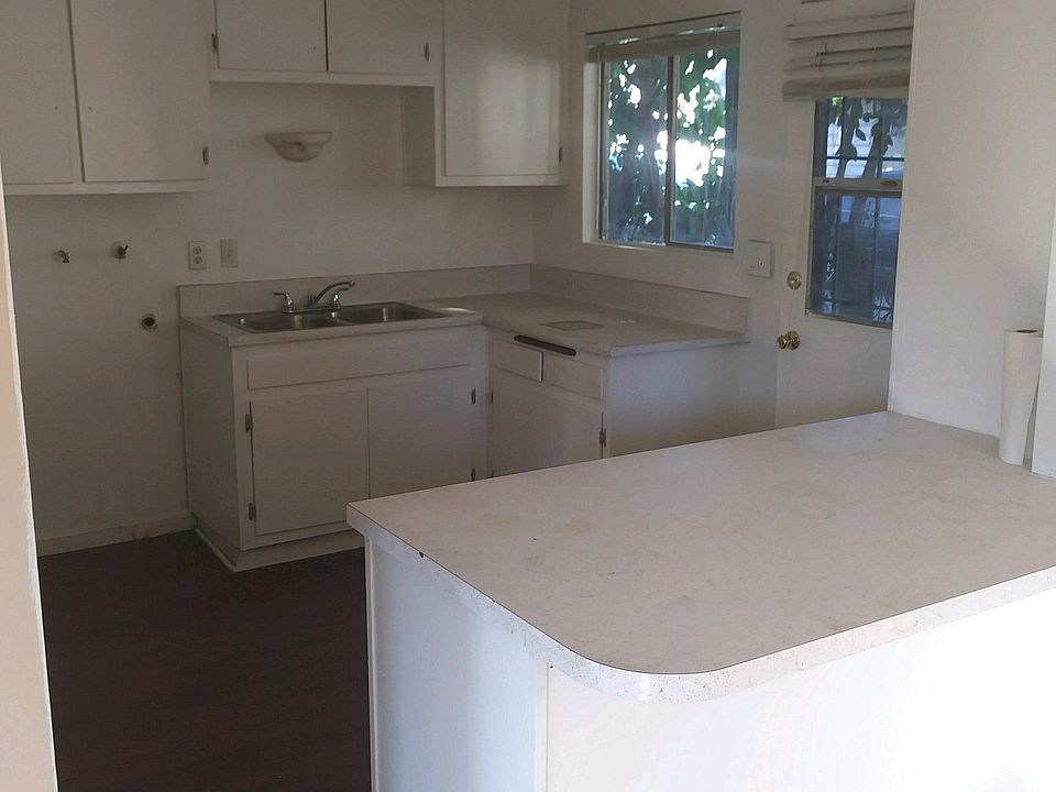 1st image of 10326 Trabuco St