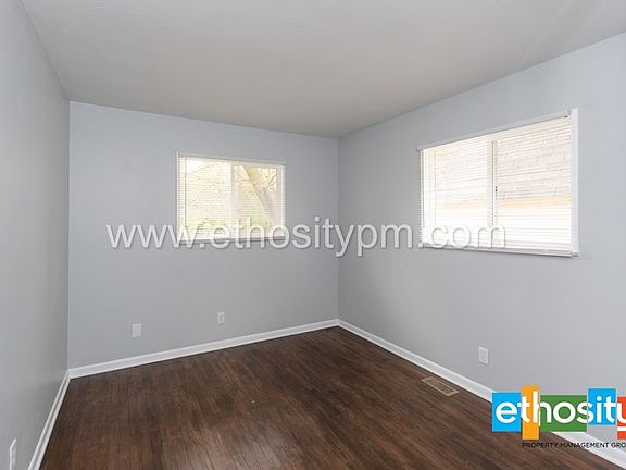 5th image of 309 Dunbar Dr