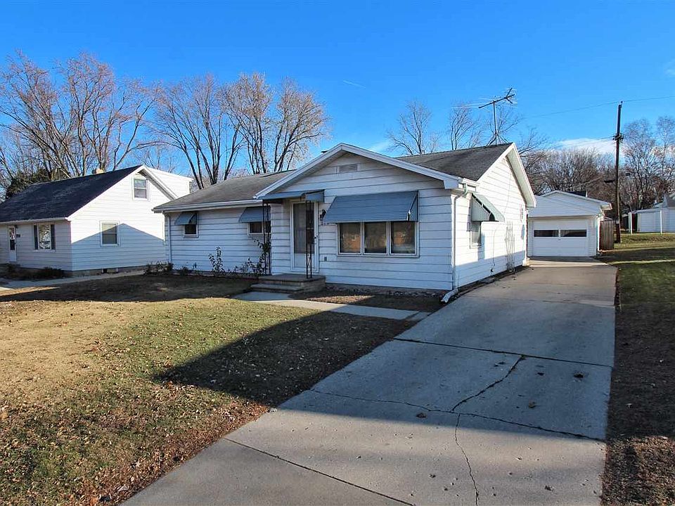 1st image of 212 N Danz Ave
