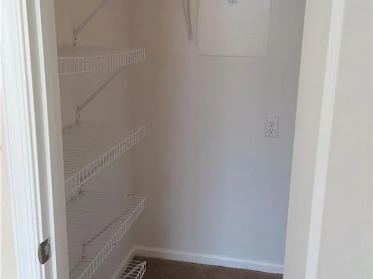 604 Teton Cir — Photo 9