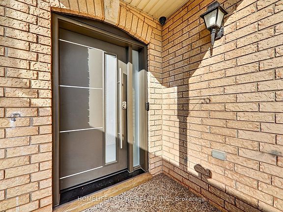 4th image of 7236 Village Walk