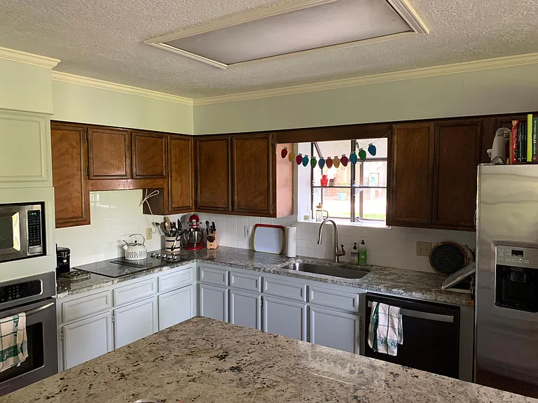 4375 Willow Bend Dr — Photo 3