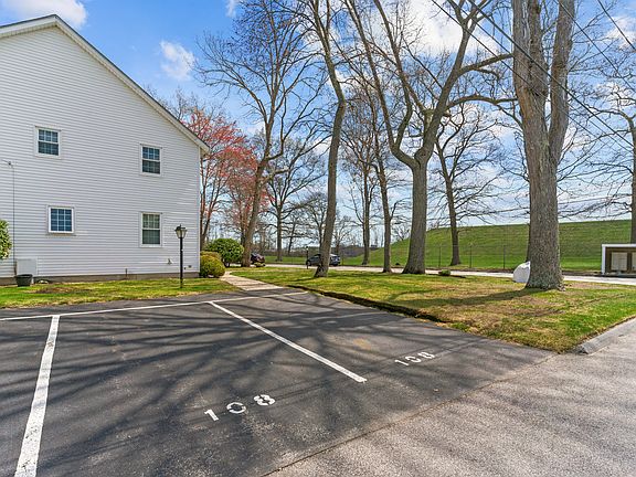 5th image of 120 Forestwood Dr