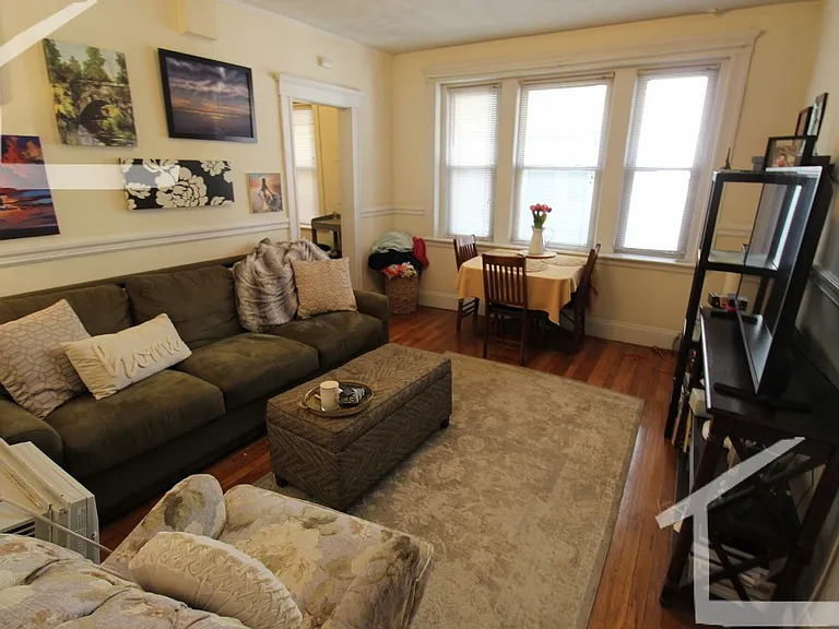 264 Kelton St #5 — Photo 1