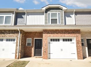 304 Fallow Cir, Clarksville, TN 37040