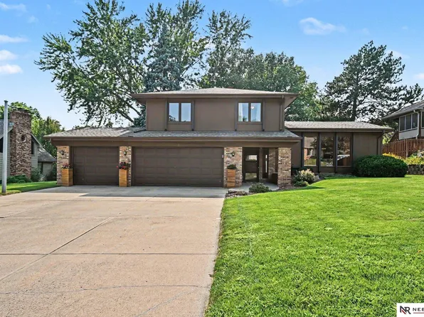 1012 N 128th St, Omaha, NE 68154