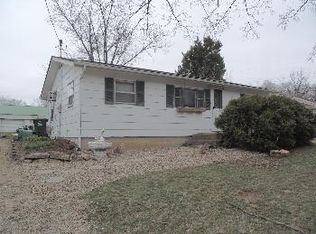 12 Donnelly St, Leadington, MO 63601